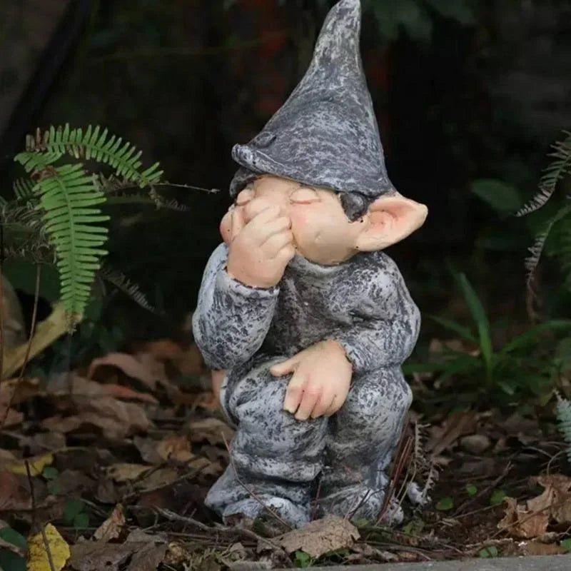 BowLift | Funny Gnome Figurine Made of Resin for Garden and Lawn