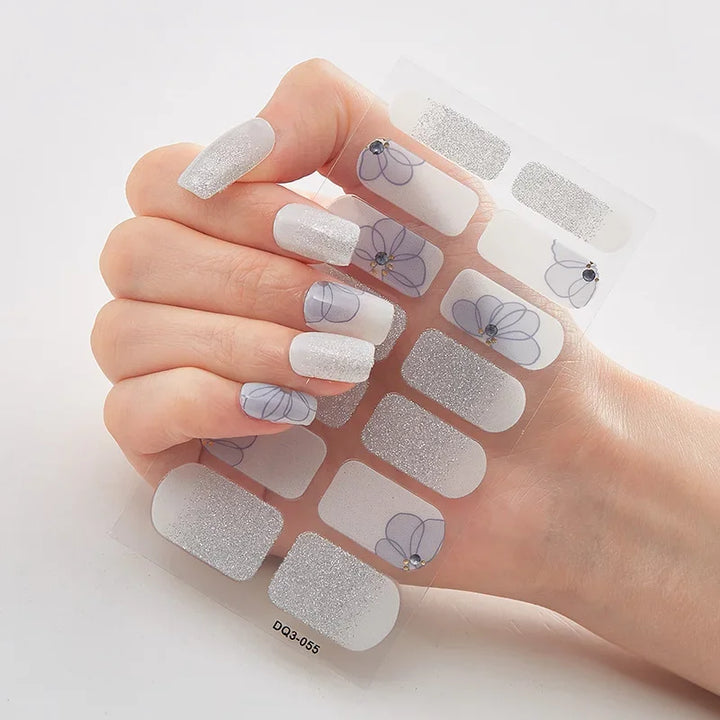 BowLift | GlitzNail – Festive Christmas Nails Quick, Complete Without Salon