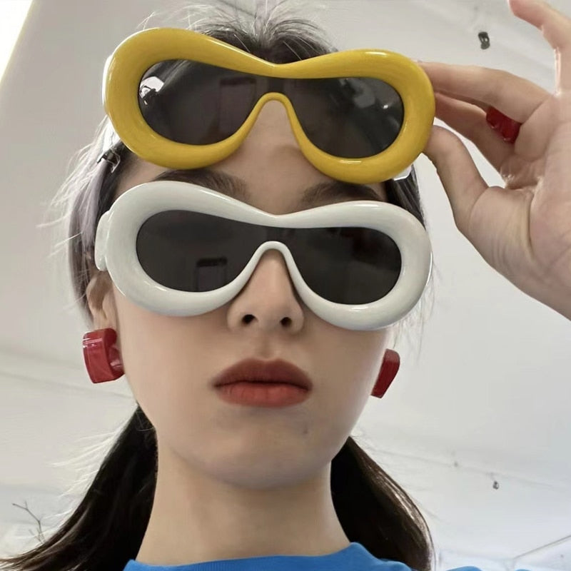 Esha Sunglasses | With futuristic fashion design | Bowlift
