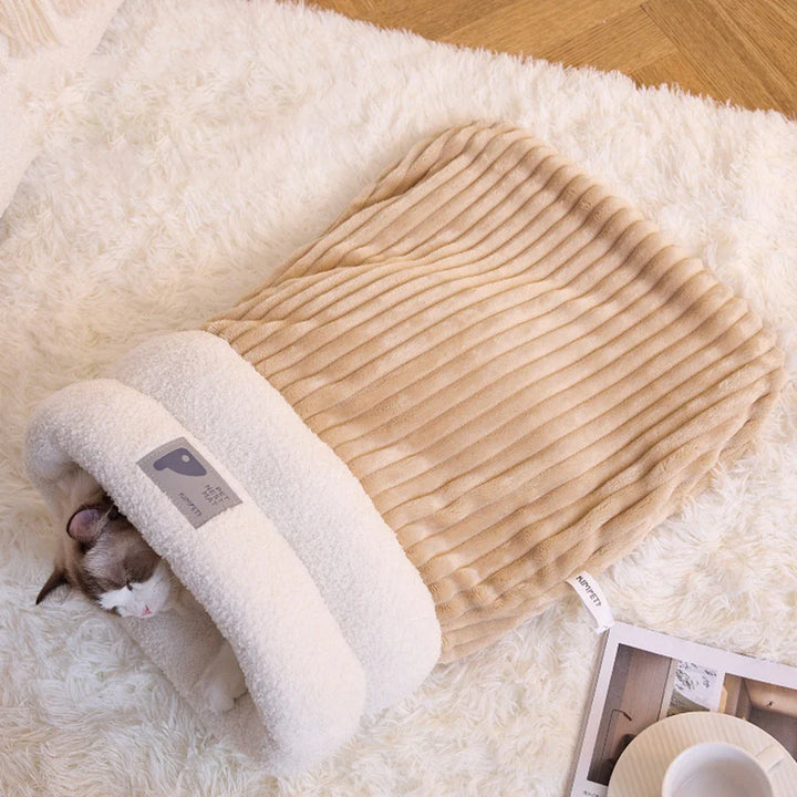 3-Layer Pet Sleeping Bag for Cats & Small Dogs Bowlift