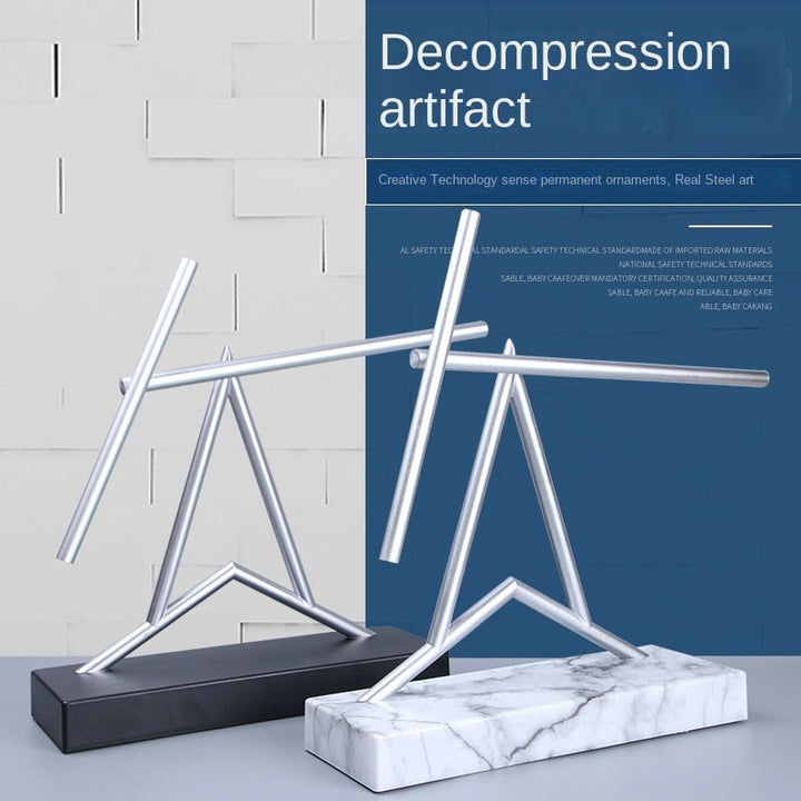 BowLift | Infinite Loop Magnetic Pendulum Desktop Decor