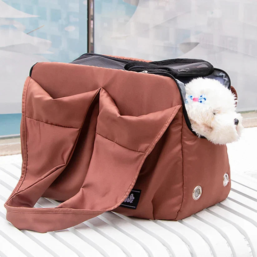 Breathable Pet Carrier light and spacious Bowlift