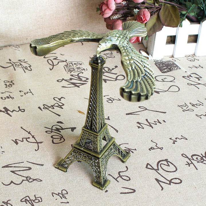 BowLift | Retro Eagle Tower Balance Figurines
