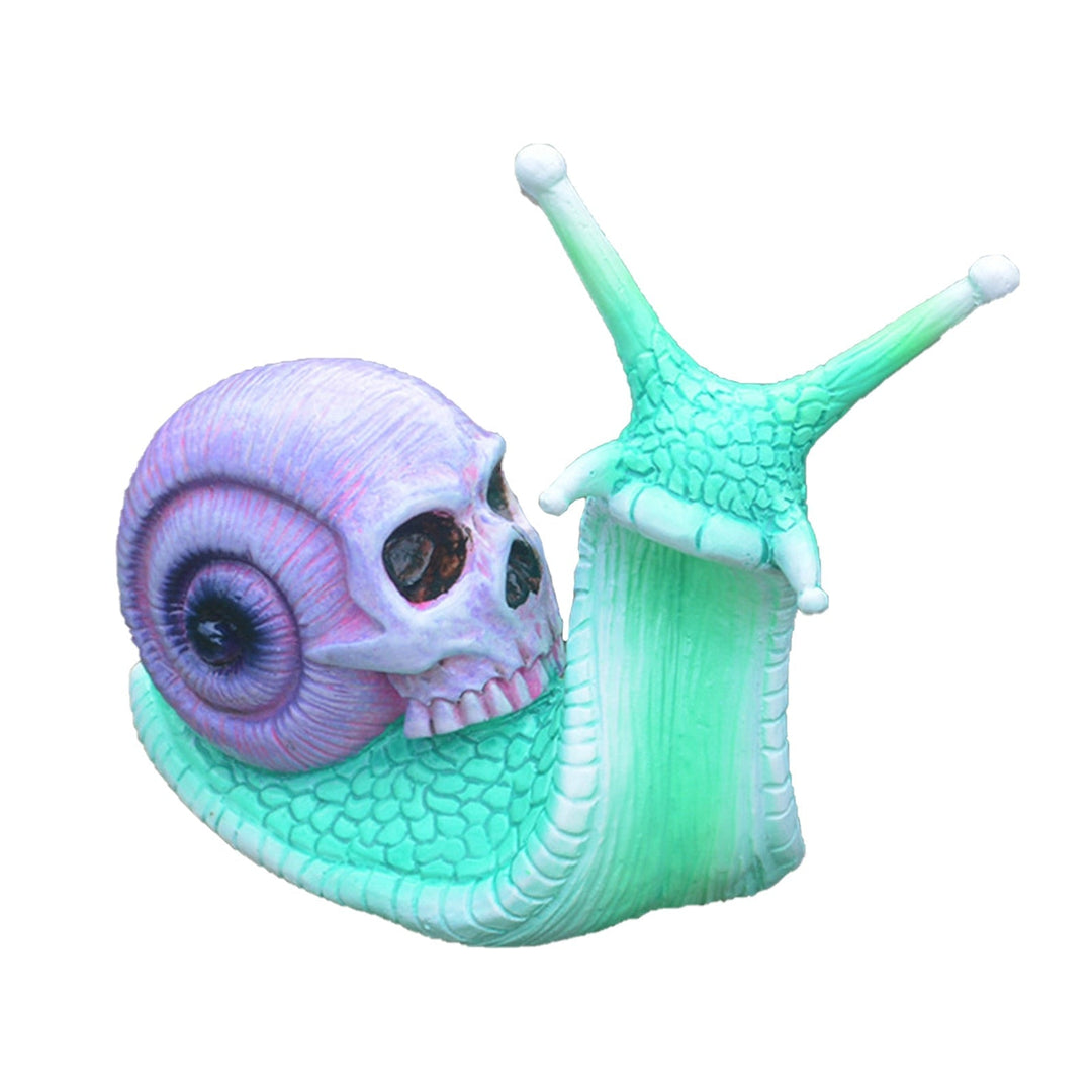 BowLift | Snail Skull Halloween Patio Sculpture