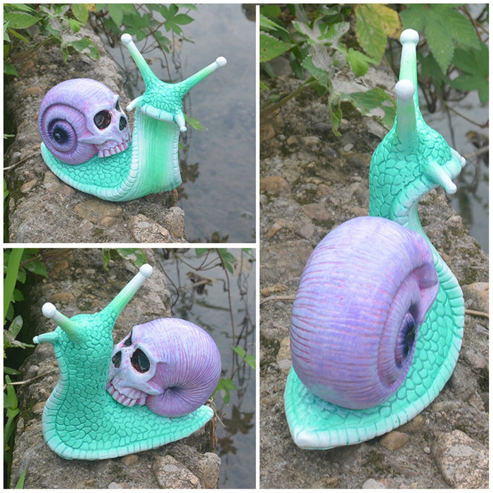 BowLift | Snail Skull Halloween Patio Sculpture