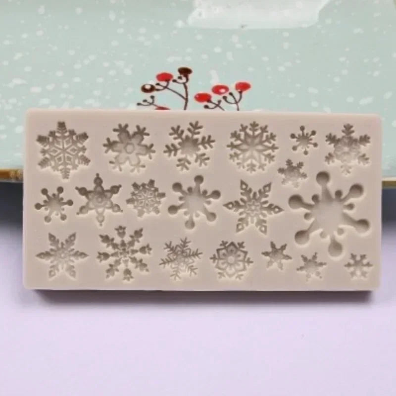 Snowflake Delight – Silicone Baking Mold for Winter Treats Bowlift