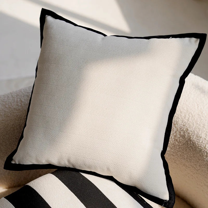 BowLift | Luxury Embroidered Decorative Cushion with Horse Print for Sofa and Living Room