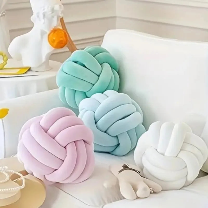 Plush Knot Cushion (Velvet) | Bowlift