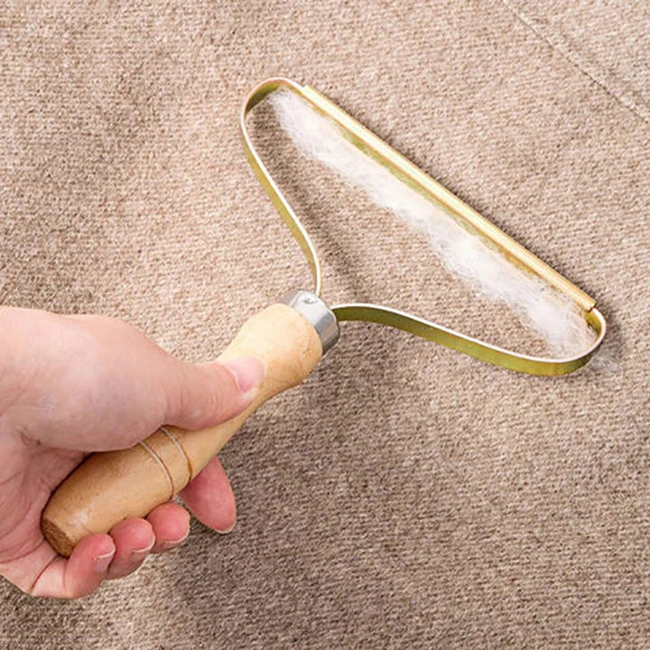 BowLift | FluffFree Carpet Scraper - Ergonomic Tool for Effortless Removal of Lint and Fur