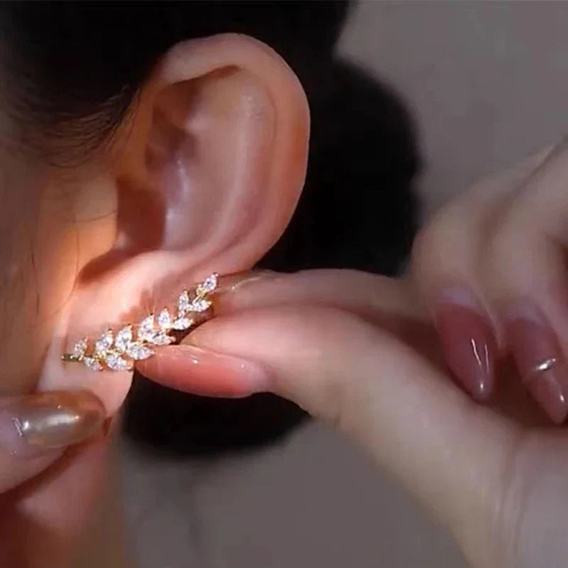 BowLift | Crystal Leaf Design Cuff Earring