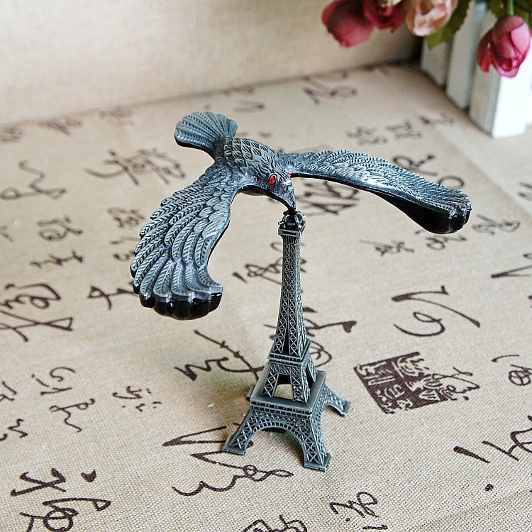 BowLift | Retro Eagle Tower Balance Figurines