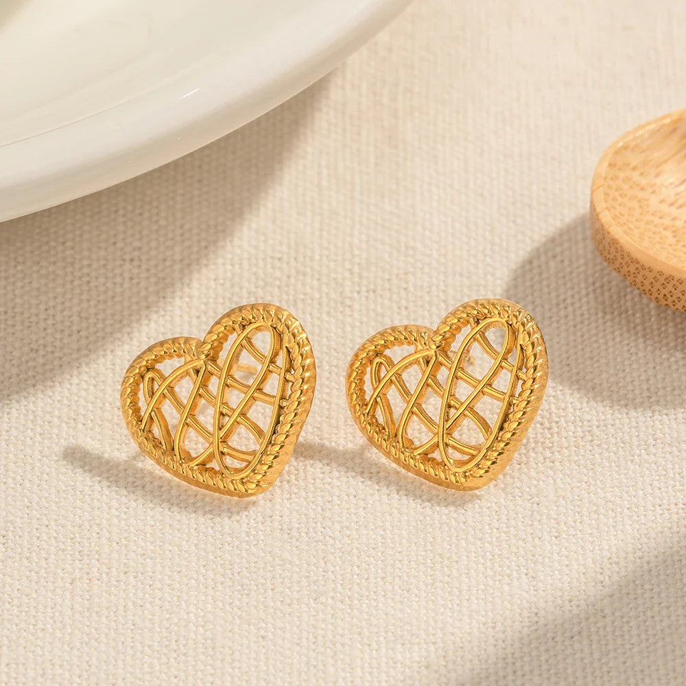 BowLift | 18k Open Heart Mesh Earrings