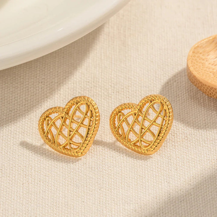 BowLift | 18k Open Heart Mesh Earrings