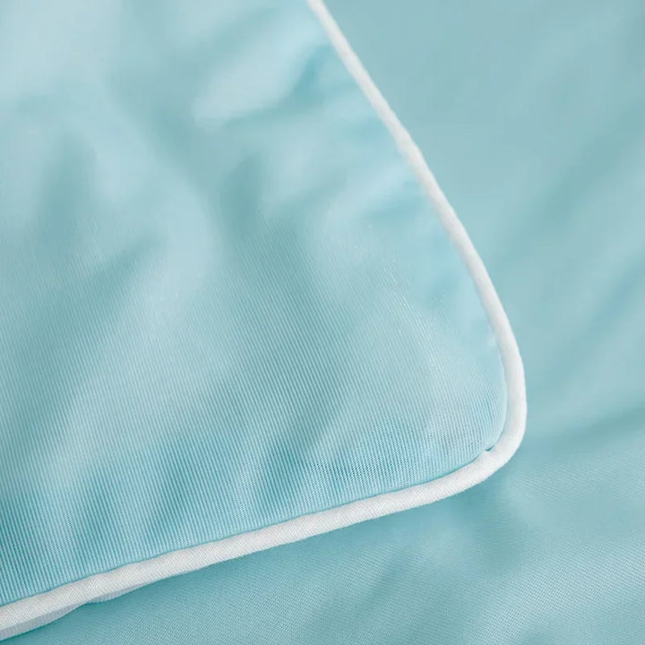 Air Condition Summer Comforter — Pure Color Ice Silk Cooling Blanket, Lightweight & Smooth Twin/King Size Quilt | Bowlift