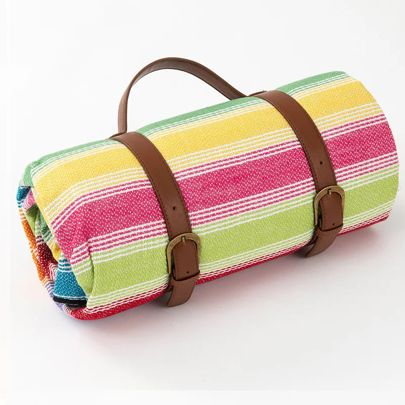 Picnic blanket waterproof with leather carrying strap | Bowlift