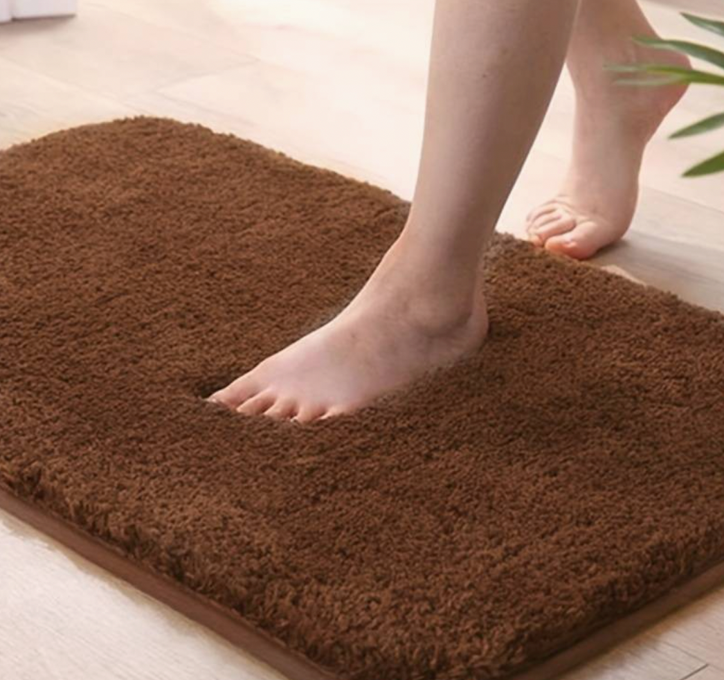 Thick microfiber bath mat - Soft, absorbent, non-slip - Perfect for bathroom and bedroom | Bowlift