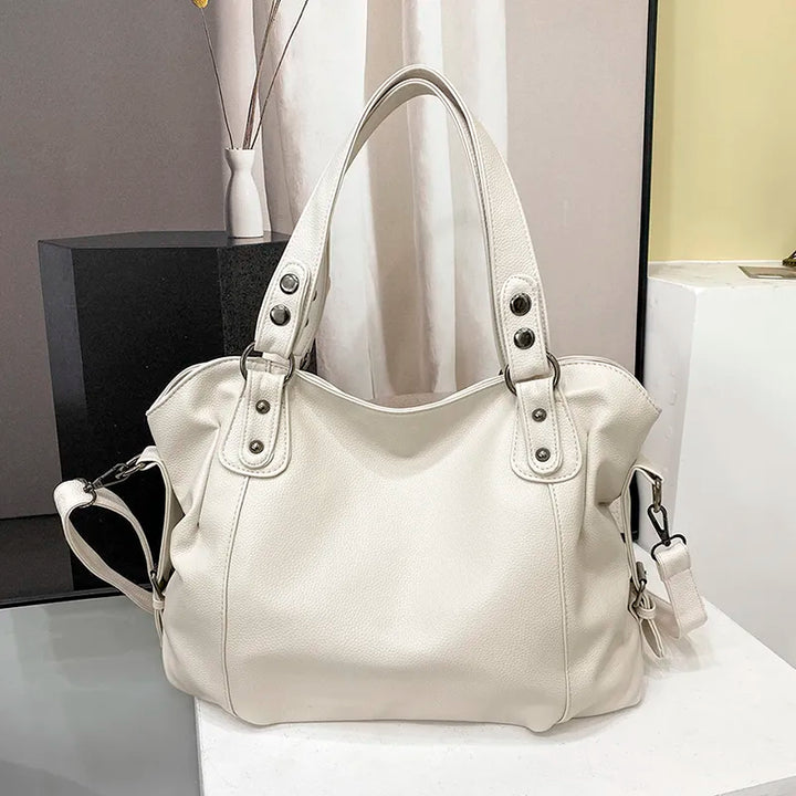 Isabela Tote – Trendy and Spacious Student Bag Bowlift