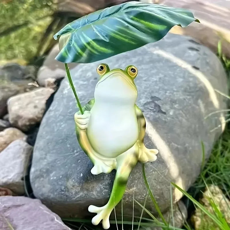 BowLift | Frog on Lotus Leaf Figure for Aquarium Garden Decoration and Balcony Decoration