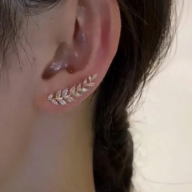 BowLift | Crystal Leaf Design Cuff Earring