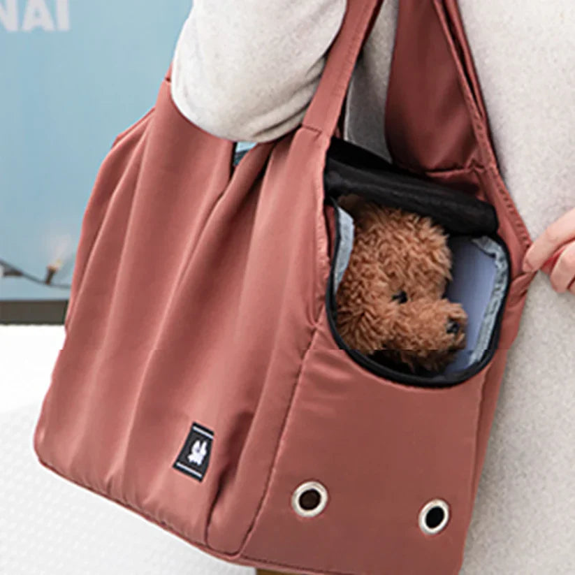 Breathable Pet Carrier light and spacious Bowlift