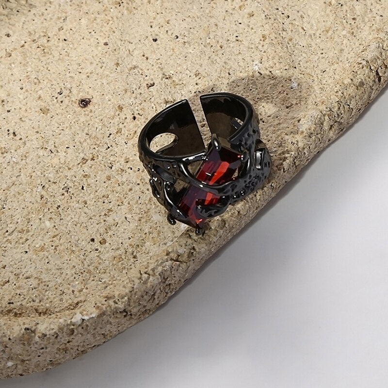 BowLift | Midnight Majesty Zircon Ring