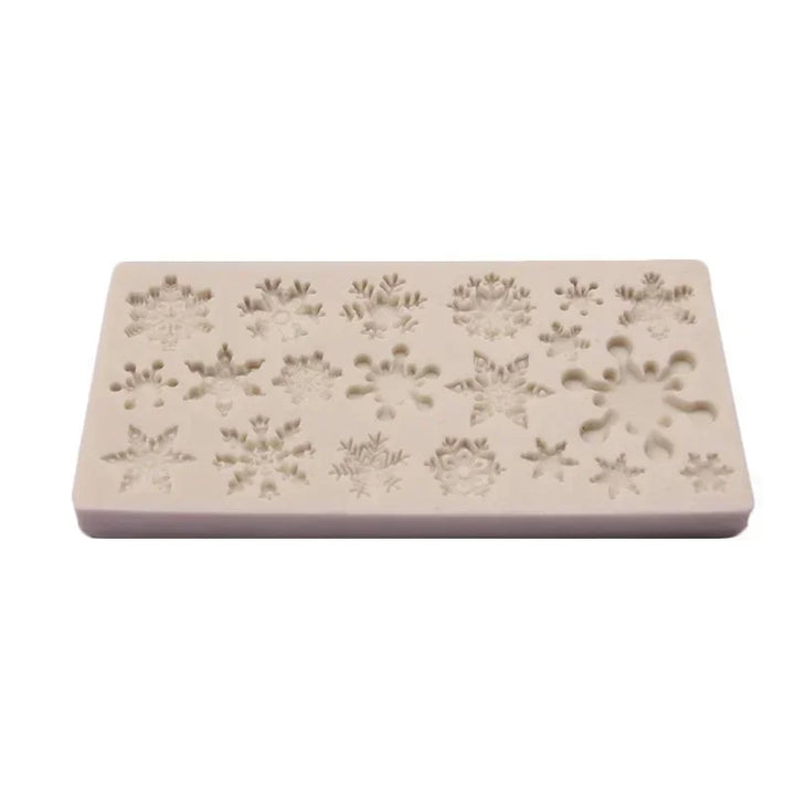 Snowflake Delight – Silicone Baking Mold for Winter Treats Bowlift