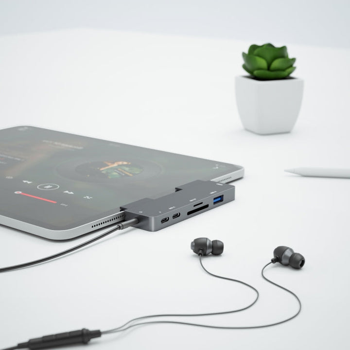 BowLift | For iPad Pro 7-in-1 HDMI 4K + 3.5 mm Audio + SD/TF + 1 USB 3.0 + USB-C/Type-C + PD USB-C Docking Station