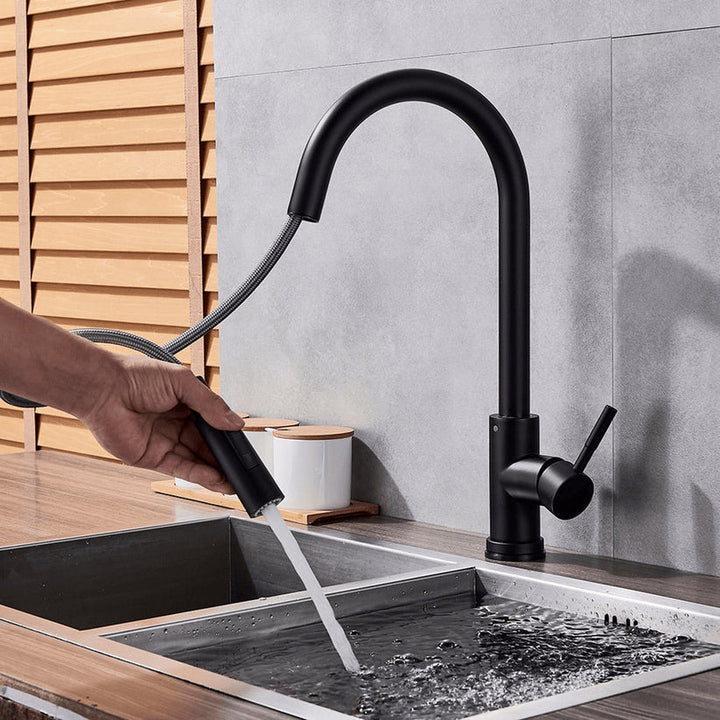 BowLift | TouchTech Pull-Out Kitchen Tap – Sensor Touchless Mixer Tap with Flexible Spout | Modern Brass Faucet