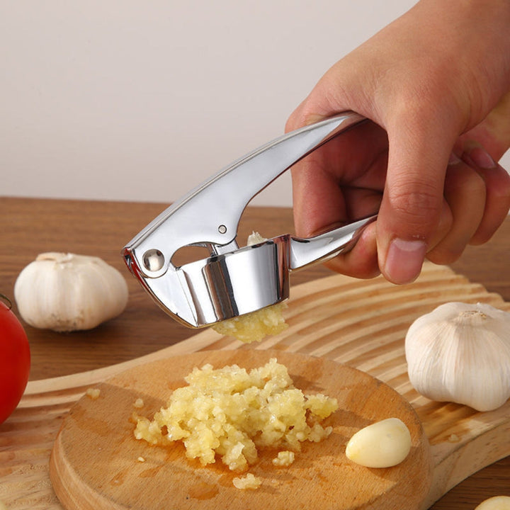 BowLift | Minimalist Stainless Garlic Squeezer with Non-Slip Handle