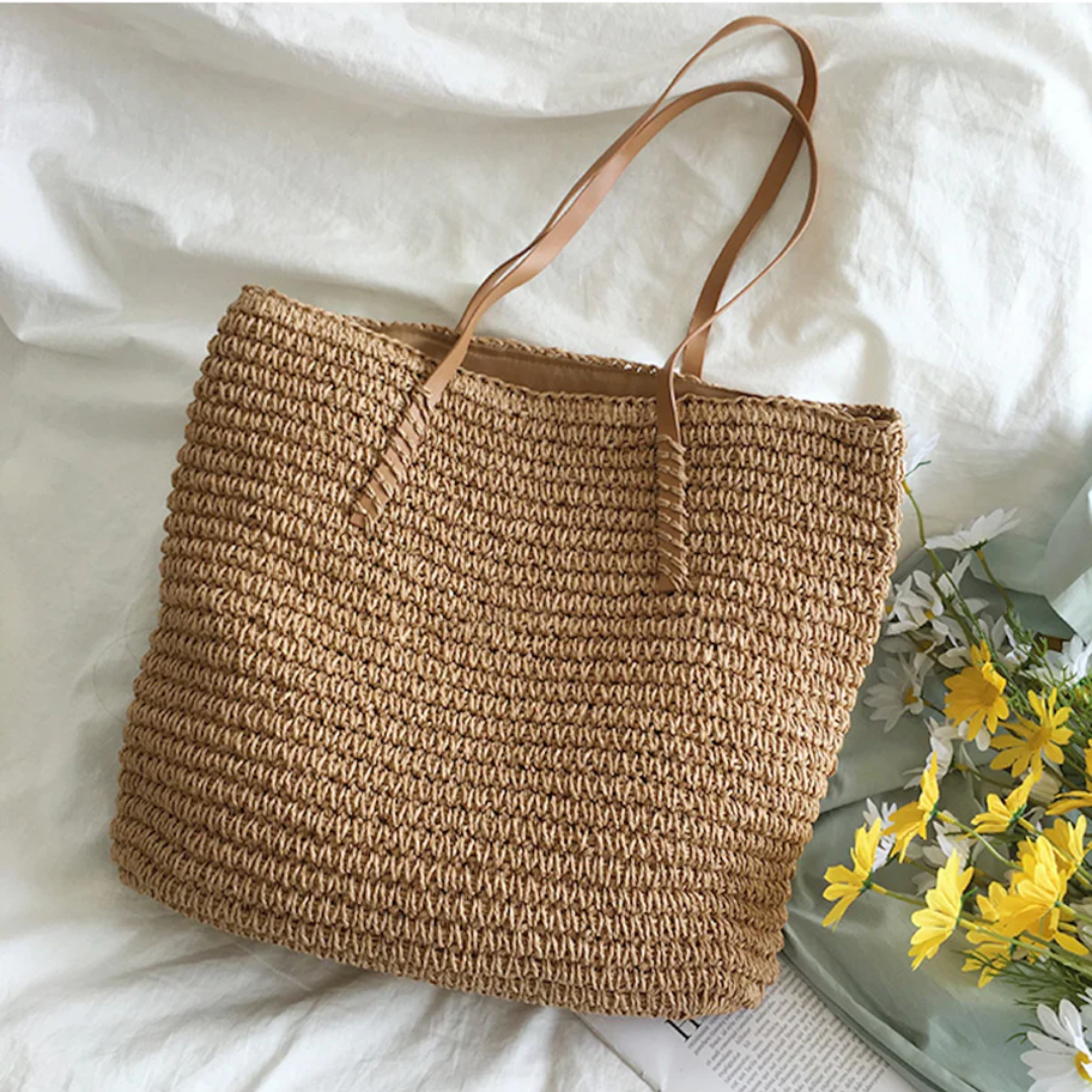 Spacious Handbag with Sturdy Shoulder Strap - TerraWoven | Bowlift