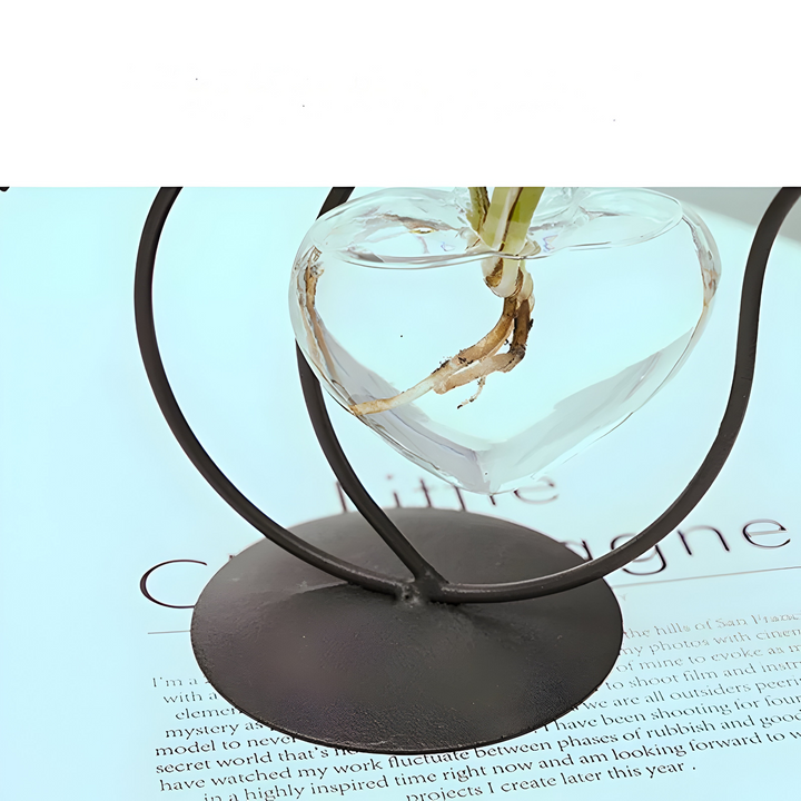 AquaPurr Vase - Hydroponic Glass Heart Vase with Cat-Shaped Holder | Bowlift
