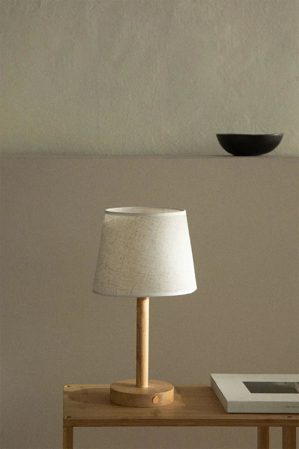 BowLift | Wooden LED Night Light WoodGlow – Modern & Wireless Light