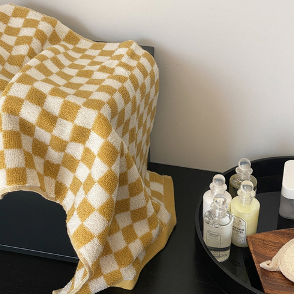 BowLift | Retro Checkmate Cotton Towel