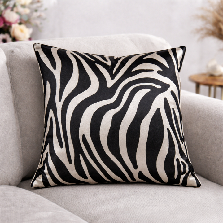 BowLift | Auric Gilded Luxury Cushion Cover