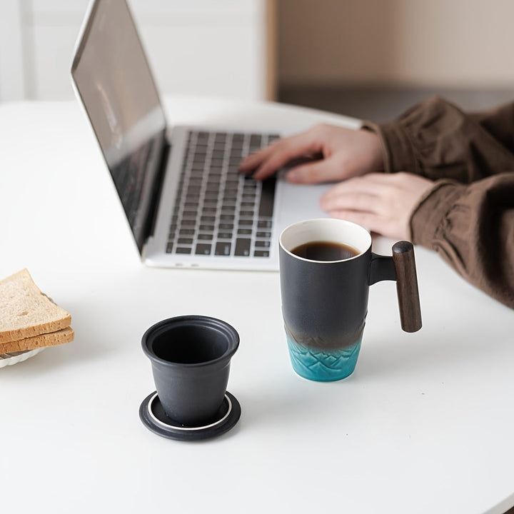 BowLift | TeaCraft Ceramic Mug | Handmade | With Tea Infuser & Wooden Handle | Retro Design