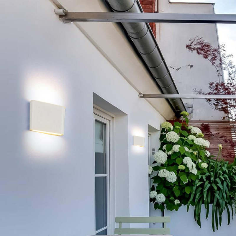 BowLift | Modern LED Outdoor Wall Light – Waterproof, Rectangular