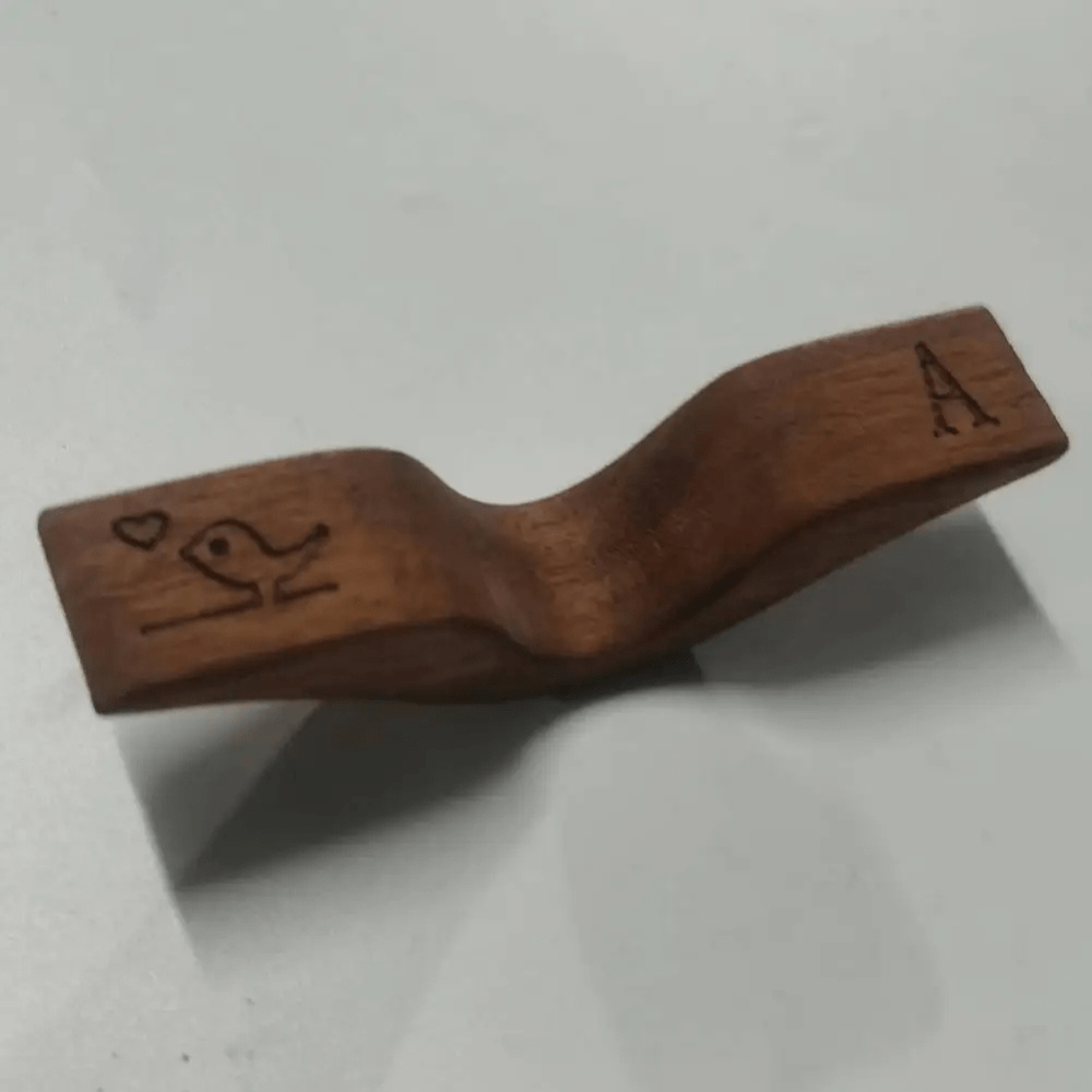 BowLift | Solid Wood Reading Ring