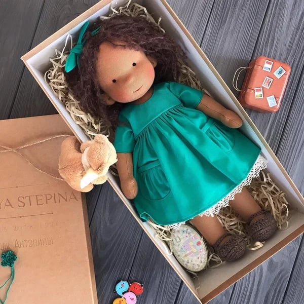 BowLift | DreamDoll Lovingly Handcrafted Keepsake