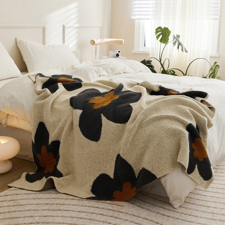 BowLift | Cozy Floral Knitted Throw Blanket
