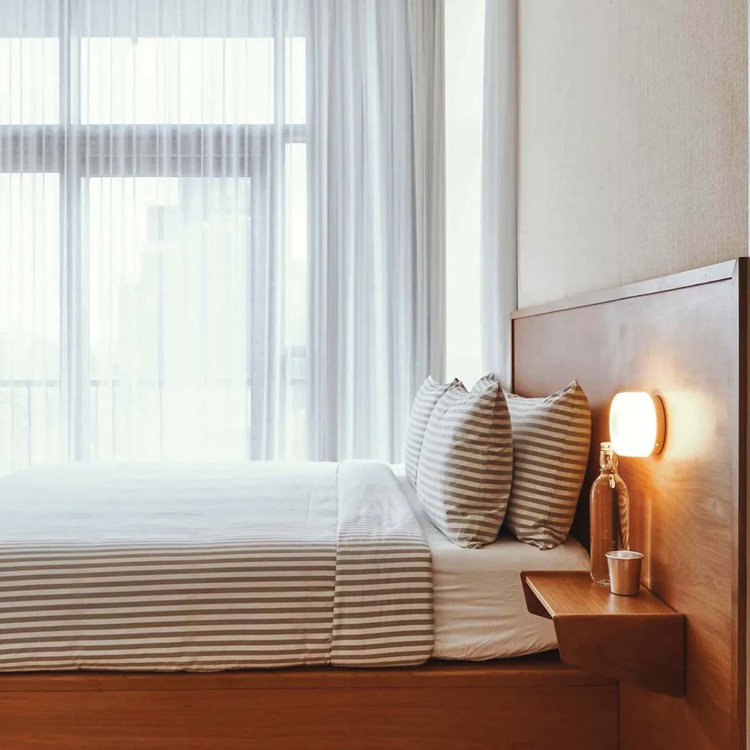 BowLift | DimpleGlow – Compact Modern LED Wall Light for Stylish & Versatile Home Lighting