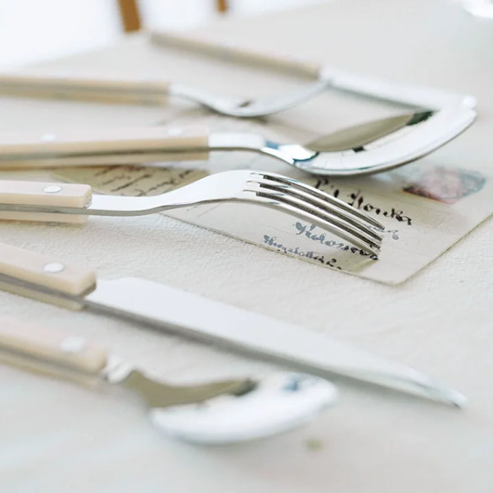 BowLift | 24-Piece Stainless Steel Cutlery Set with Engraved Design - BistroLine