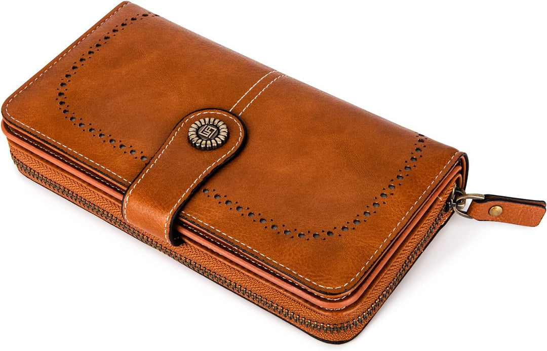 Stylish Leather Wallet with Wristband Bowlift