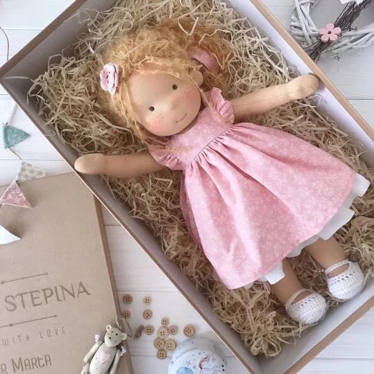 BowLift | DreamDoll Lovingly Handcrafted Keepsake