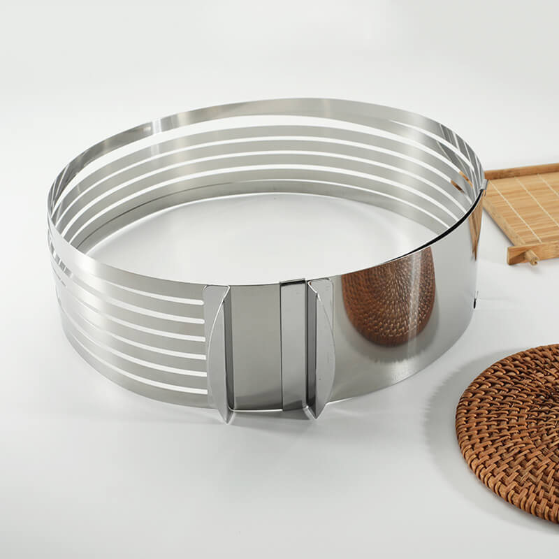 BowLift | LayerLines Perfect Cake Layer Cuts