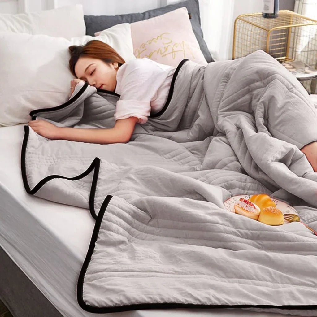 BowLift | COOLBREEZE – Breathable Summer Cooling Blanket for Hot Nights