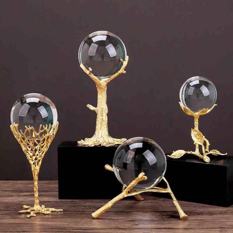Crystal Ball Globe Bowlift
