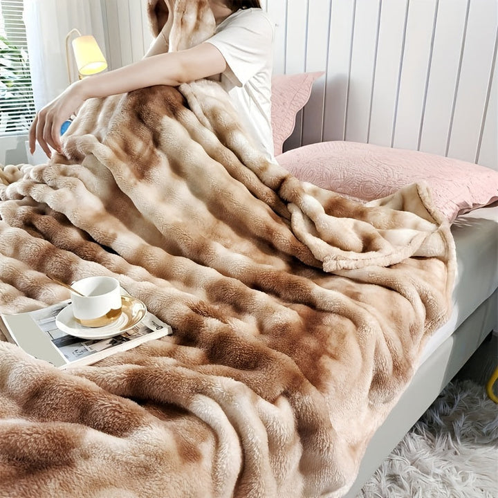 SnuggleFleece – Luxury Soft Blanket for All Seasons Bowlift