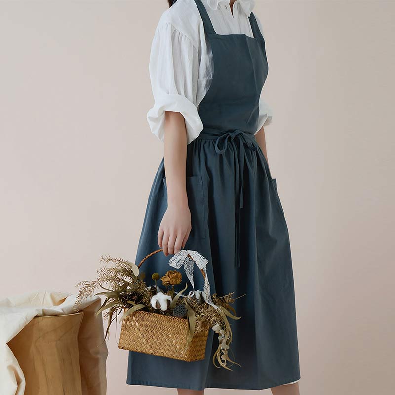 BowLift | Waterproof cotton apron with practical pockets – ChefMate