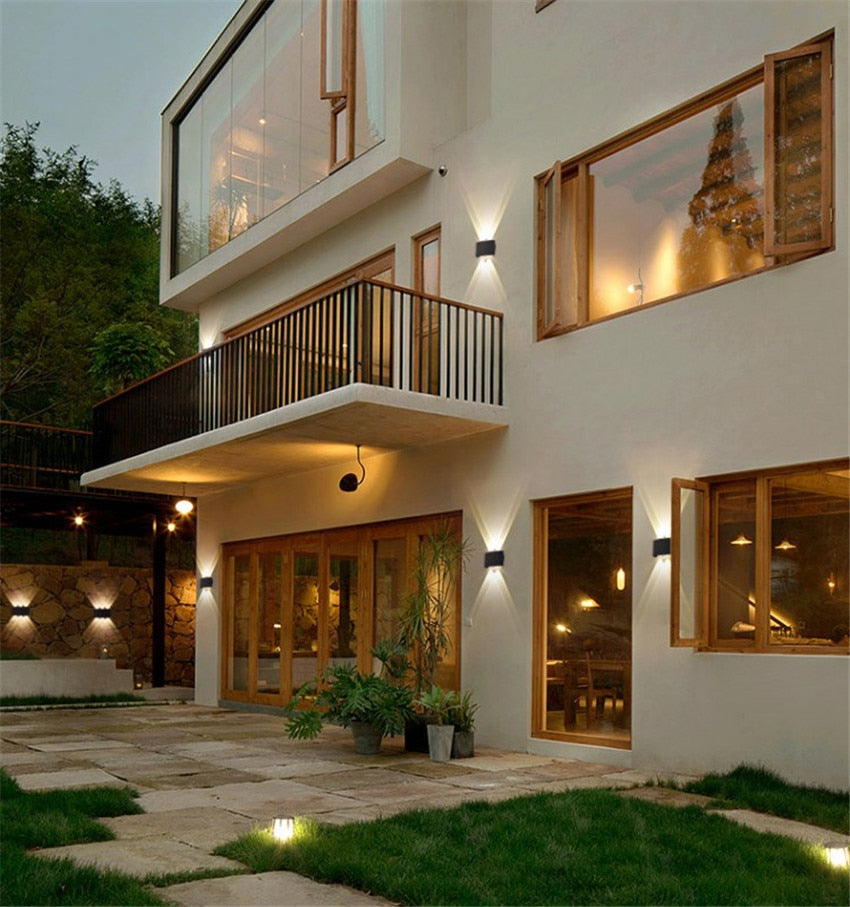BowLift | Modern Waterproof LED Wall Light for Indoor and Outdoor | Stylish and Energy-Efficient Lighting