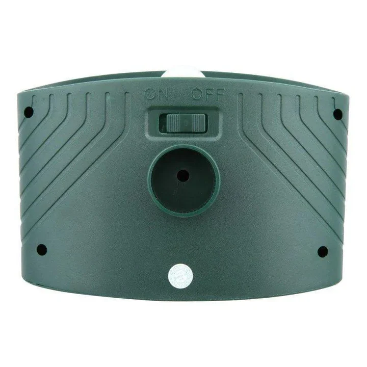 BowLift | Solar Powered Ultrasonic Deer Repeller, Pack Of 4